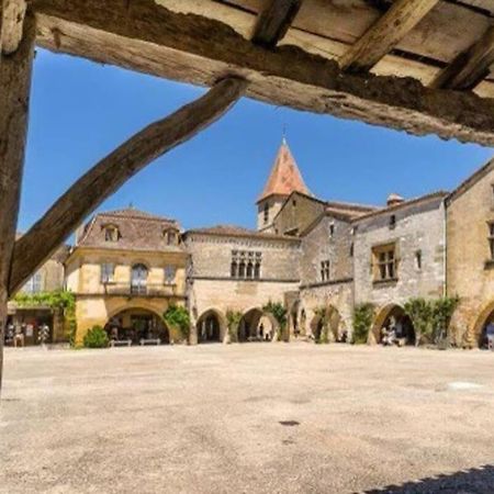 Maison Medievale Climatisee Avec Jardin Monpazier Luaran gambar